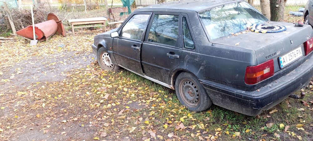 Продам Вольво Volvo 460 під відновлення