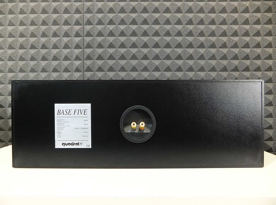 Duża solidna kolumna centralna QUADRAL BASE FIVE