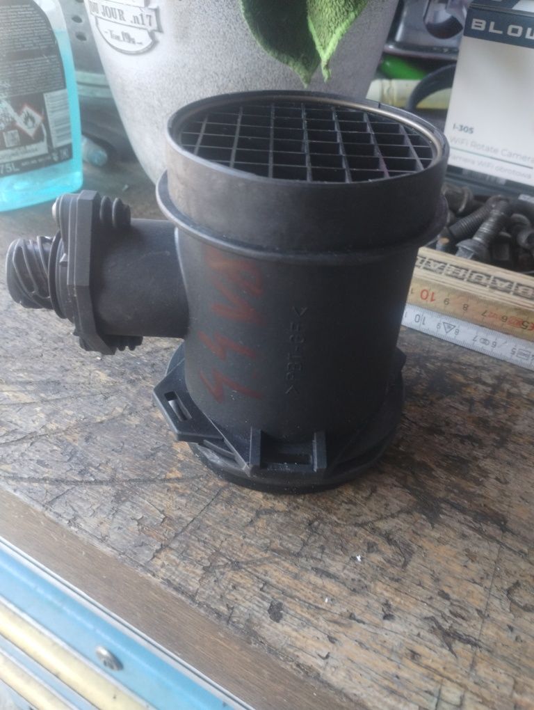 Przepływomierz powietrza bmw e38 e39 e53 4.4 V8