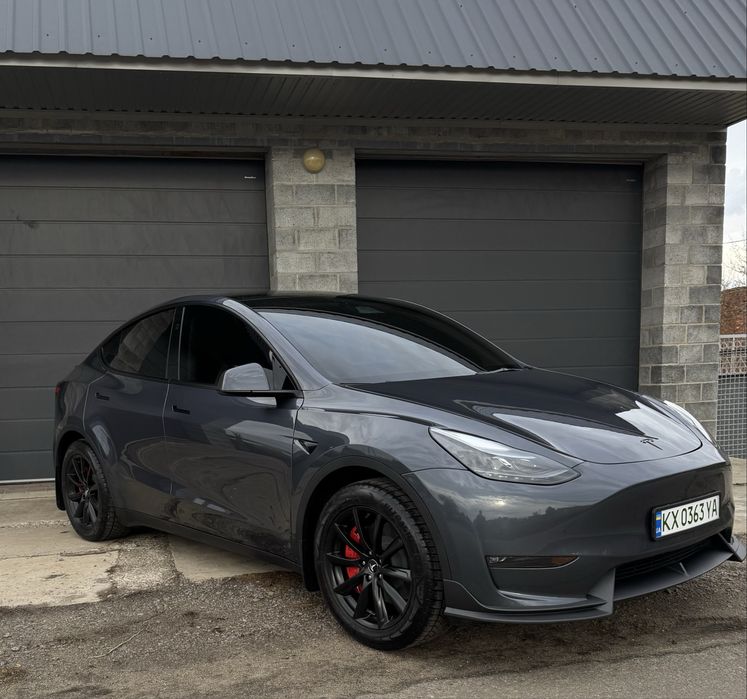 Tesla Model Y 2023 Long range dual motor