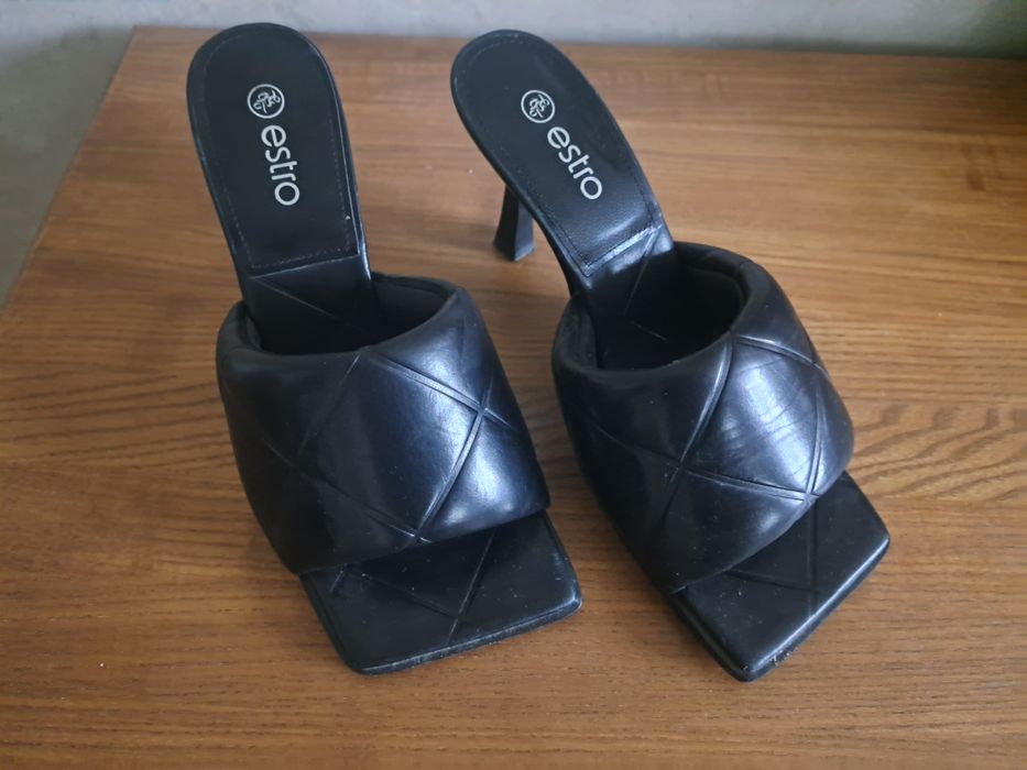 Estro шльопанці 36 розміру