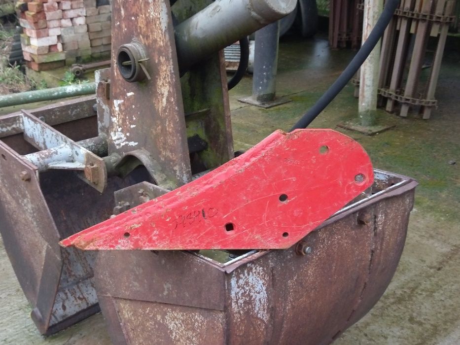 słupica , podstawa, but ,pług