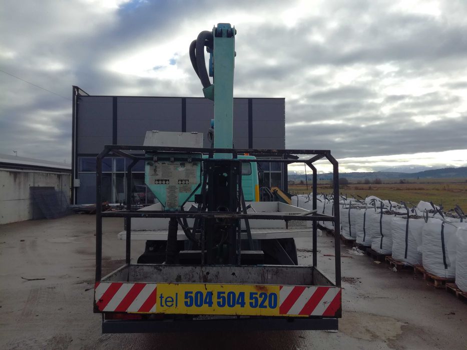 Podnośnik koszowy na podwoziu mercedesa zwyżka 22m  200kg