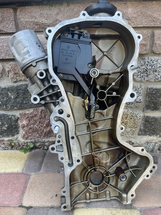 Кришка захисту грм volkswagen golf 1.4 tsi CAXA