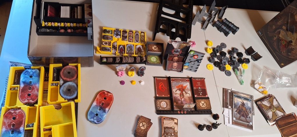 Gra Gloomhaven Szczęki Lwa pomalowana plus insert i dodatki druk3d