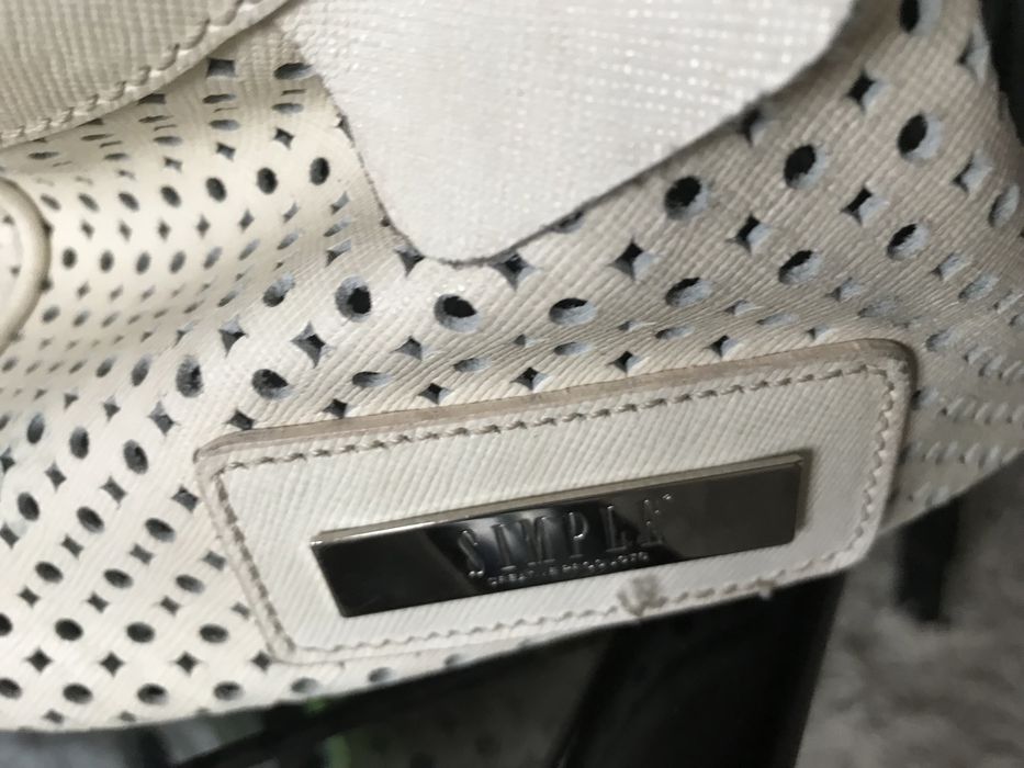 Skórzana torebka Simple, kremowa.