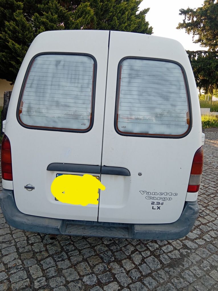 Nissan vannett 2.3d