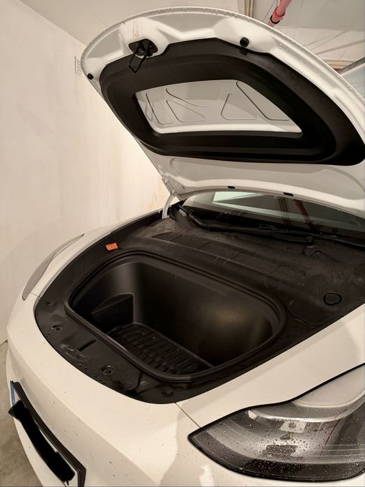 Tesla Model Y Dual Motor - RESERVADO