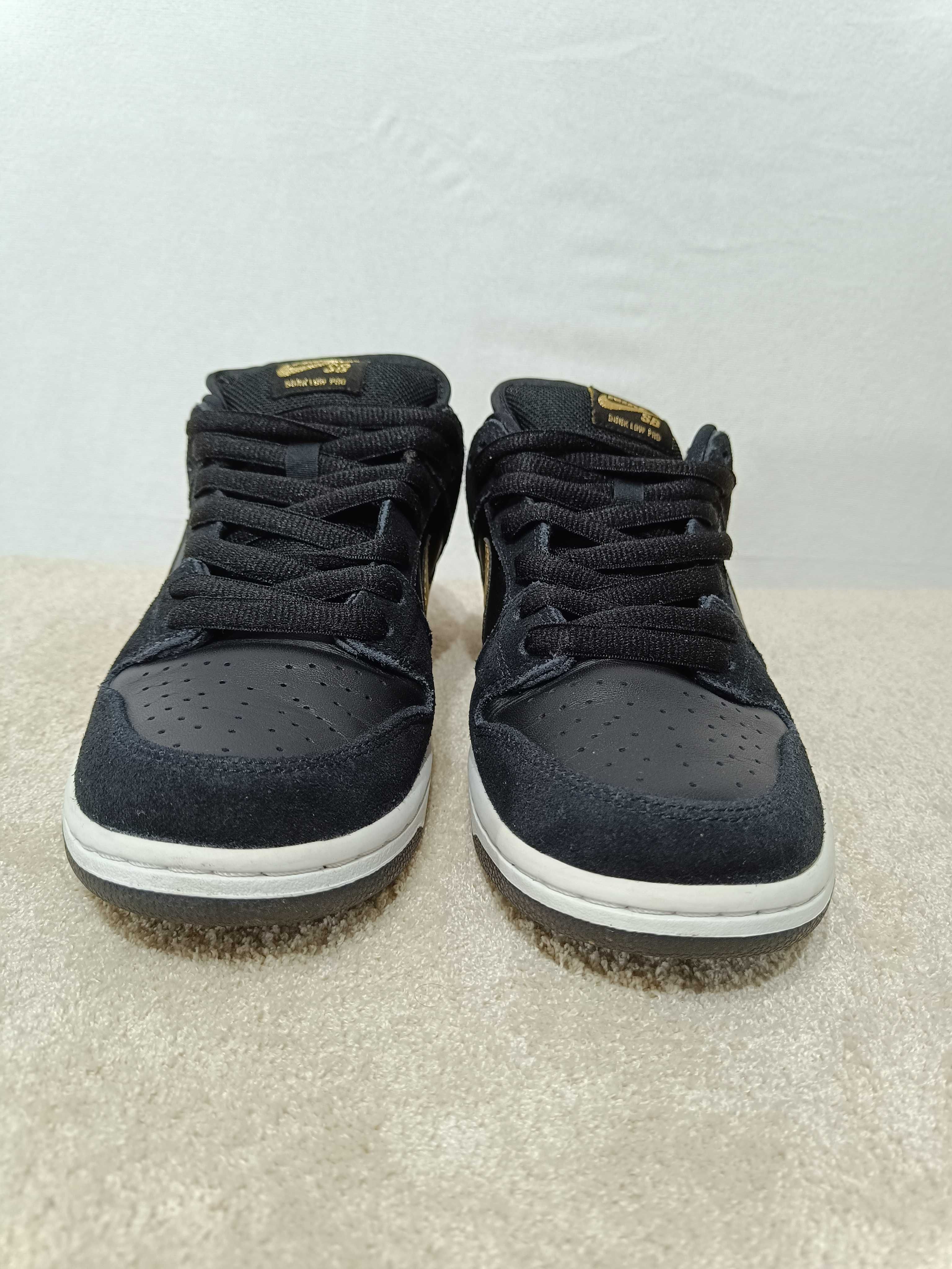 Nike SB Dunk Low Takashi (2018)