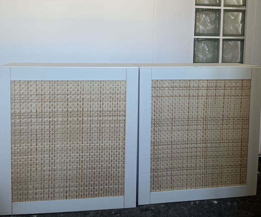 2 Pequenos Armarios parede Ikea