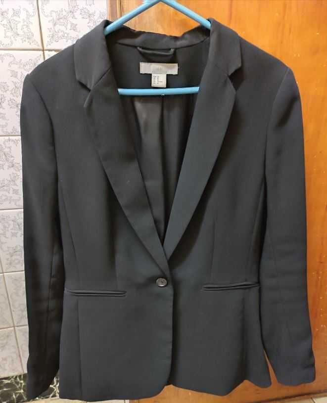 Blazer preto, H&M, tamanho 40