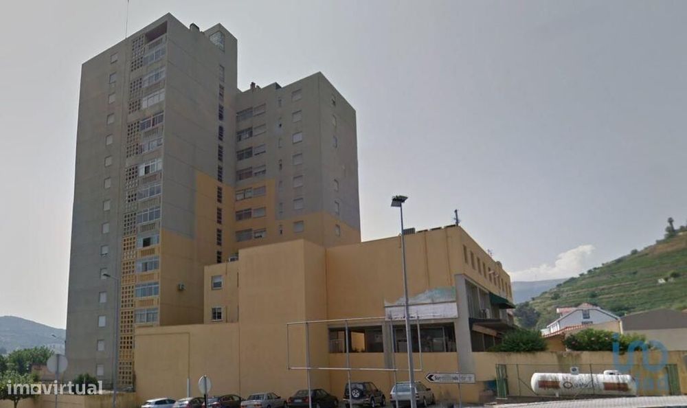 Loja / Estabelecimento Comercial em Peso da Régua e Godim de 47,00 m2