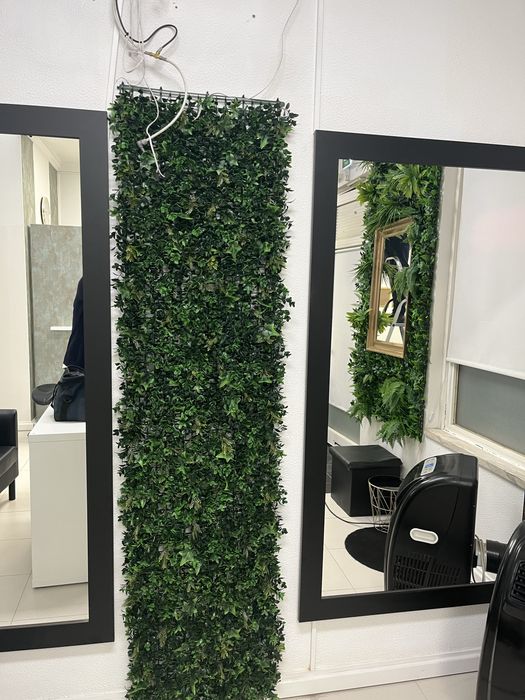 Dois espelhos de cabeleireiro cada 150€