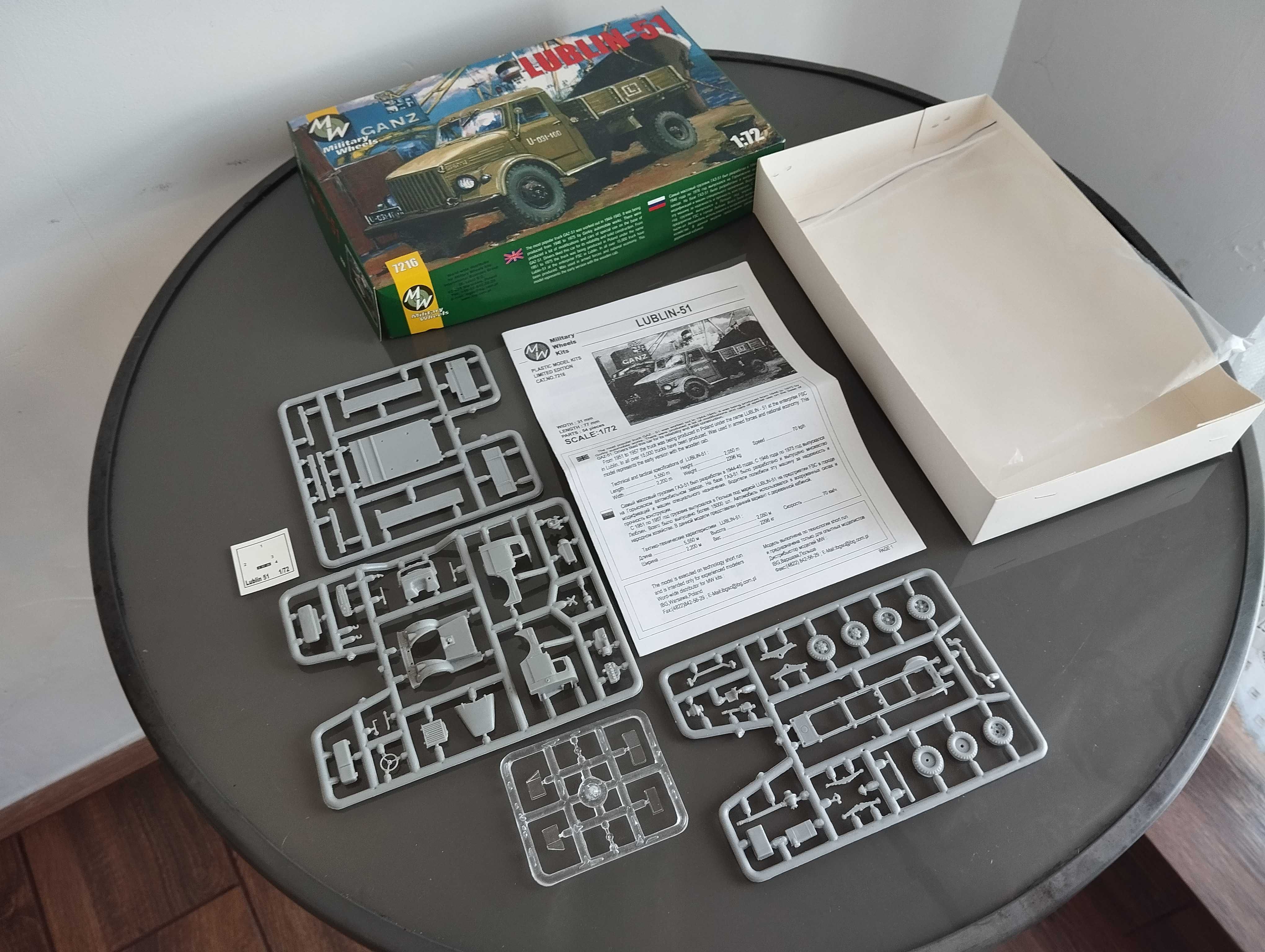Model samochodu Lublin 51 Military Wheels skala 1/72