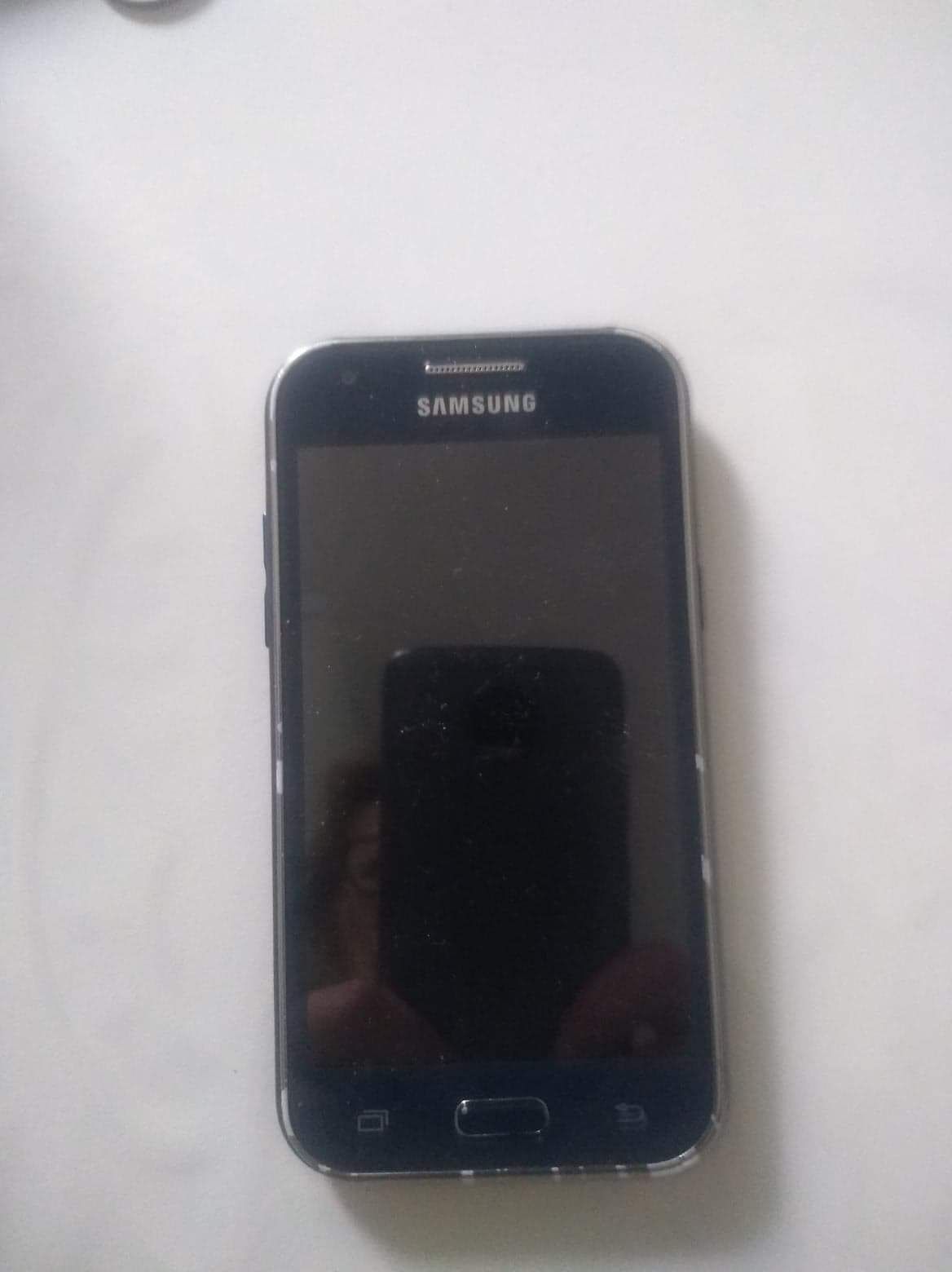 Samsung Galaxy j1 b