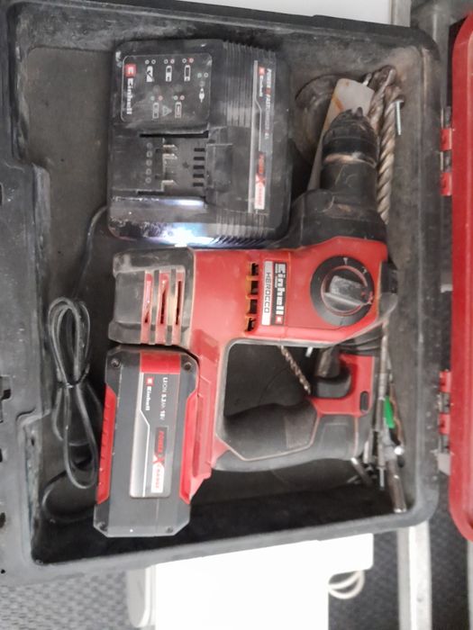 Martelo perfurador a bateria Einhell
