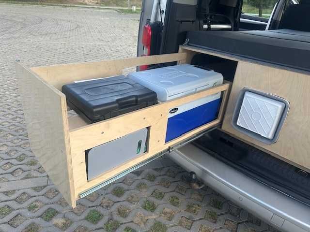 Camper box - zabudowa kempingowa