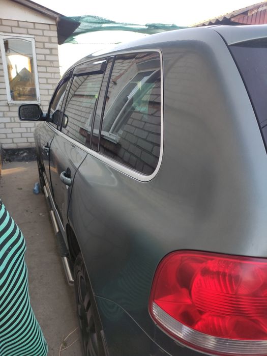 Продам Фольксваген Туарег 2003 год срочно