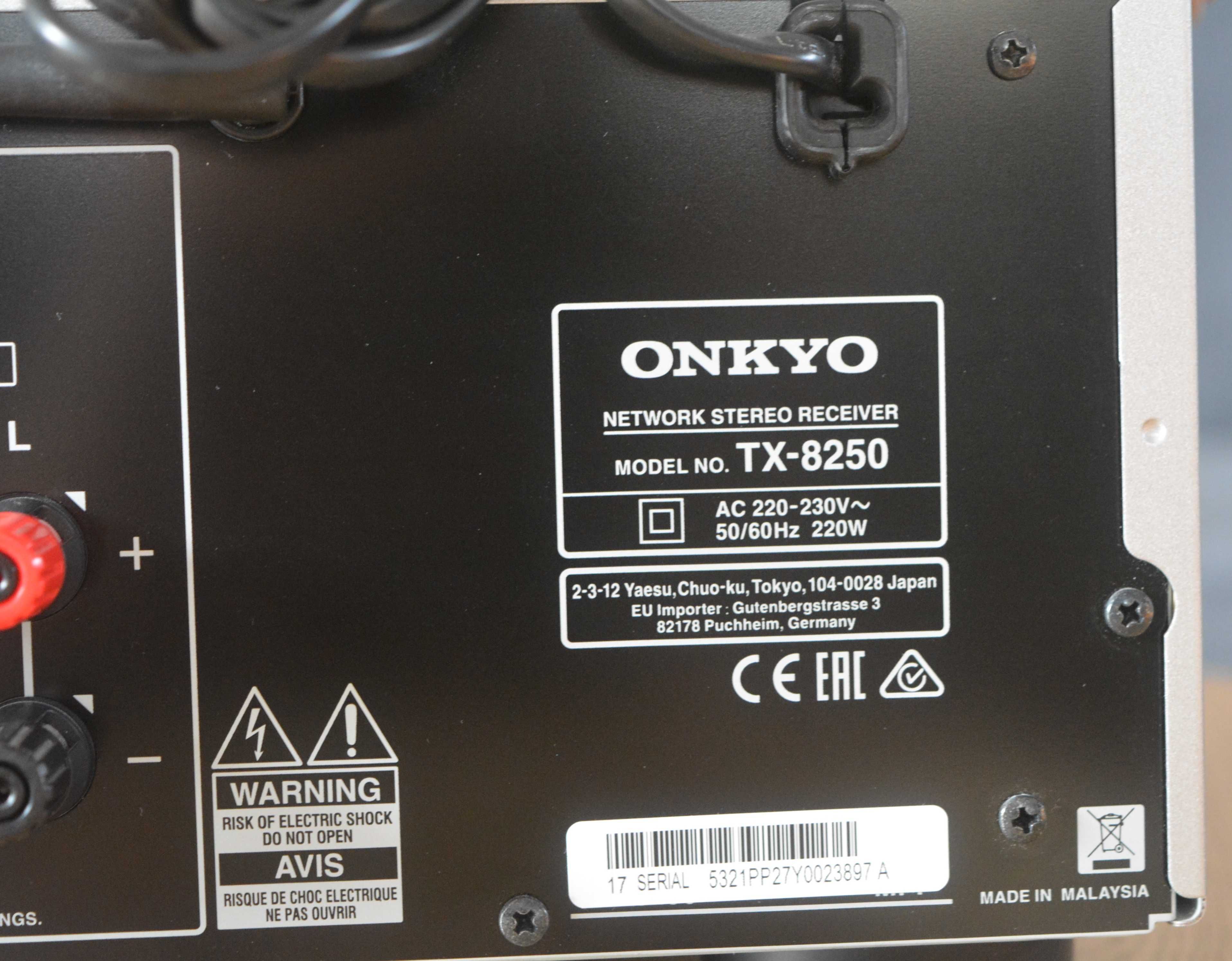 Amplituner ONKYO TX-8250 Chromecast - stan idealny.