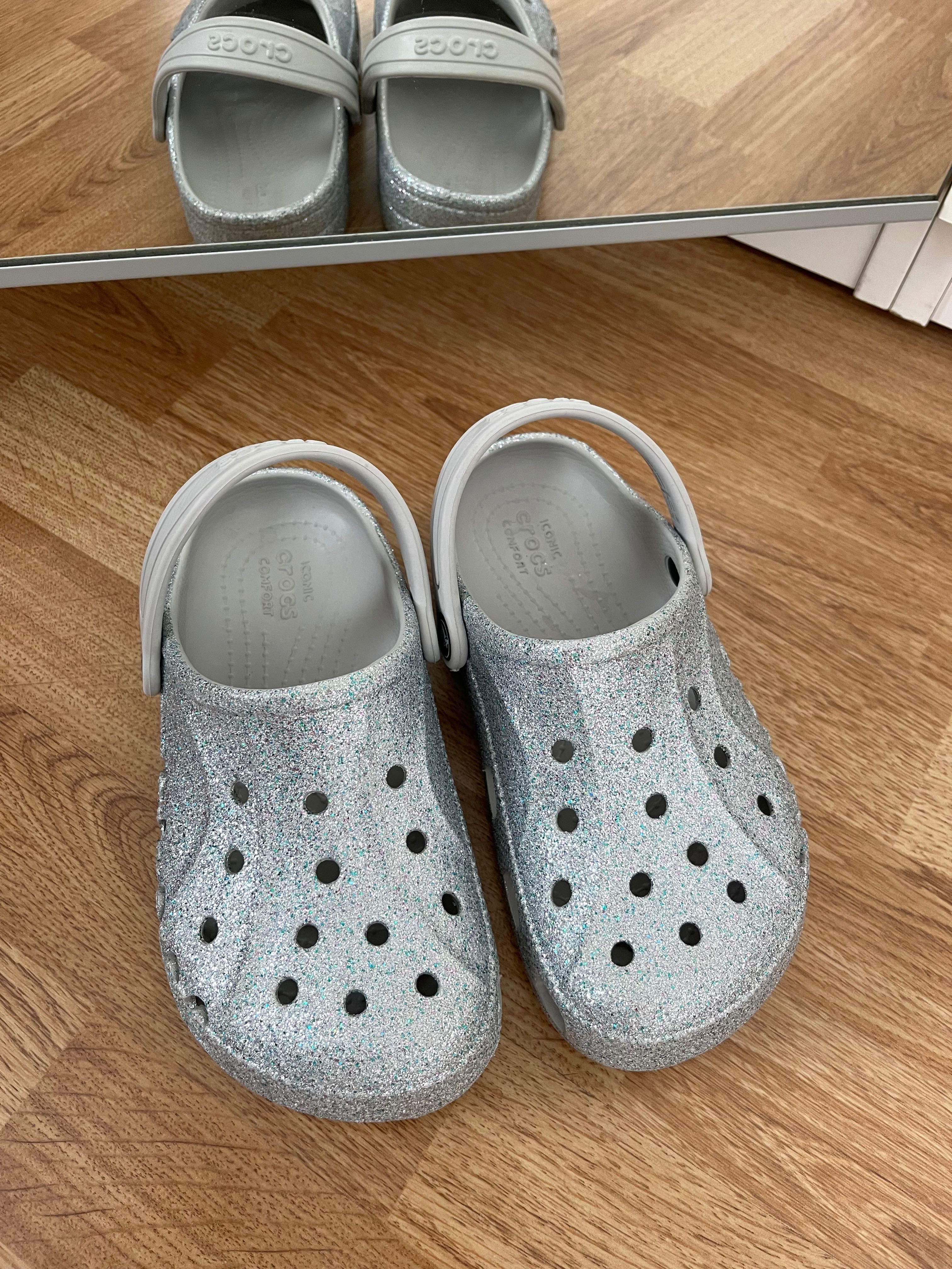 Crocs dla dziewczynki glitter brokatowe srebrne rozmiar J2 33-34