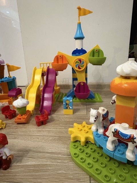 Lego Duplo 10840 Wesołe Miasteczko