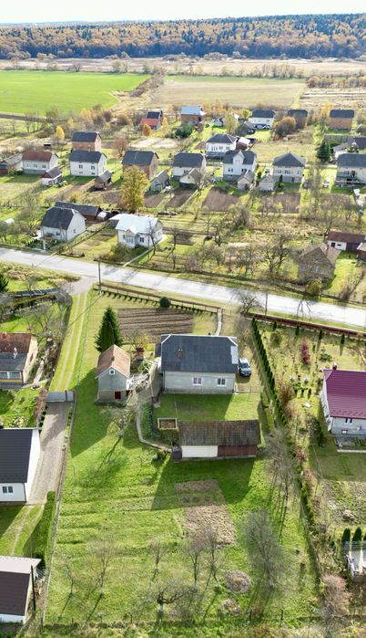 Продам будинок з великою територією