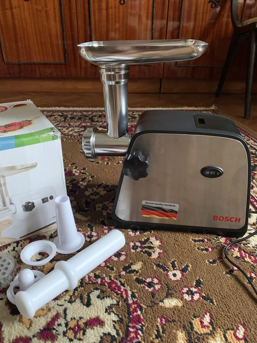 Мʼясорубка нова.