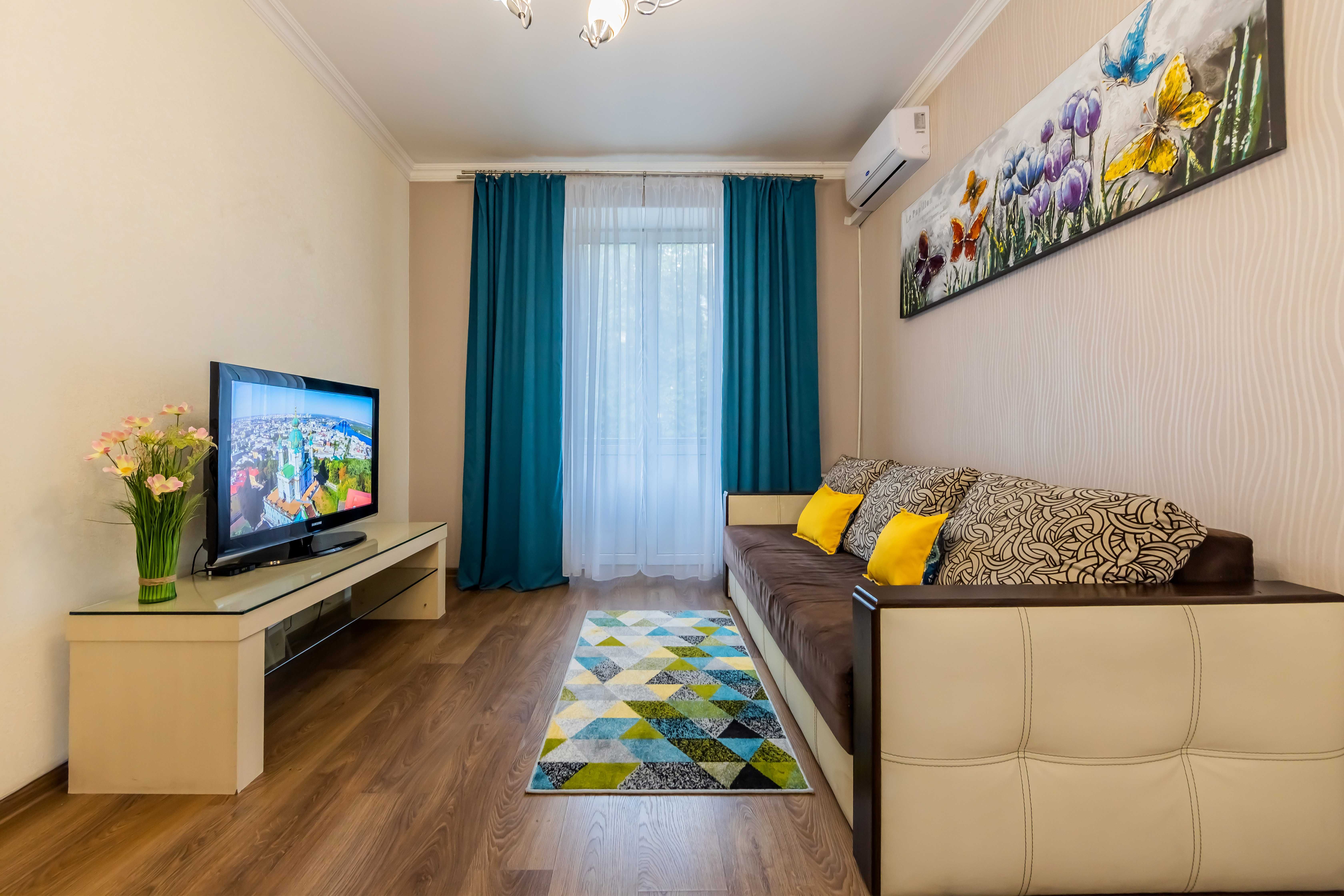 2к квартира з джакузі біля центру на вулиці Шота Руставелі, 10