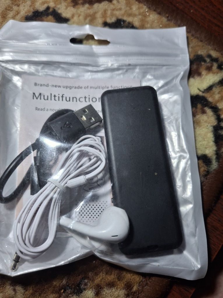 Mini dyktafon, mp3, radio