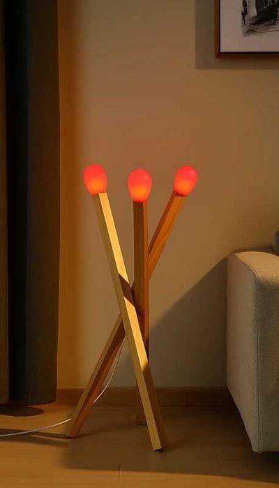 STRÅLA Candeeiro LED de pé, forma de fósforo madeira