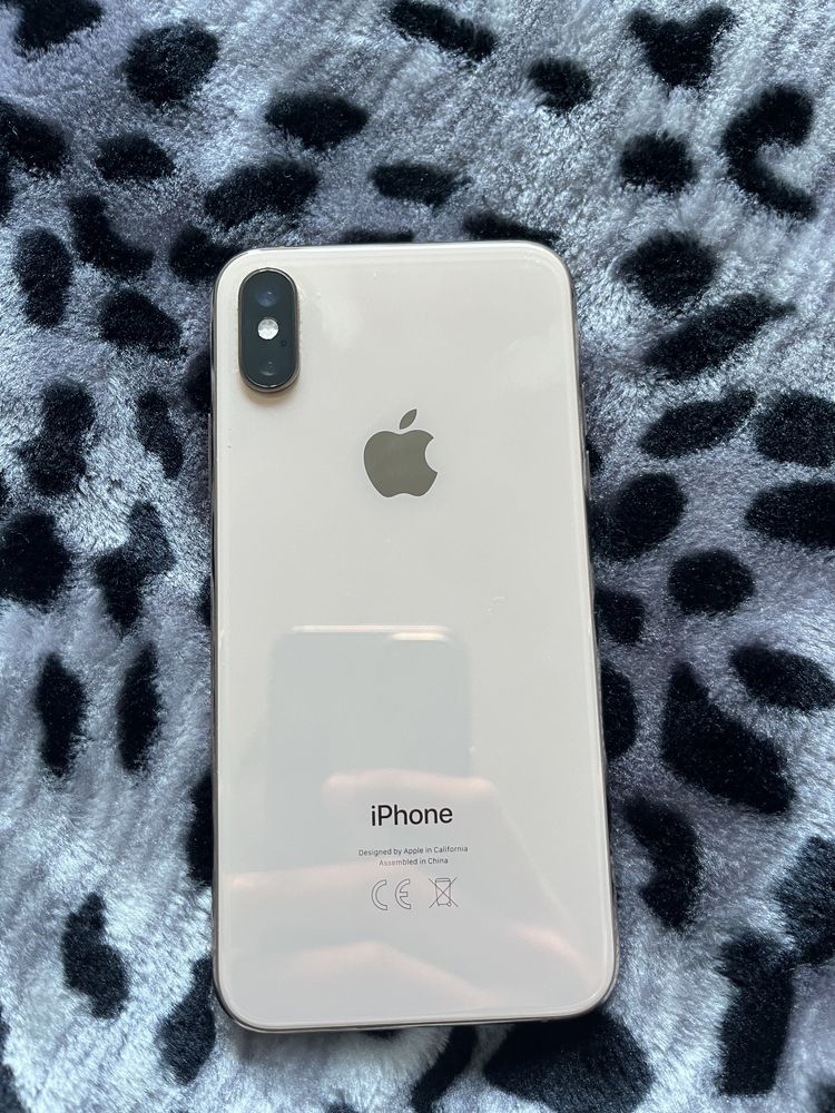 Ładny IPhone xs gold 64gb