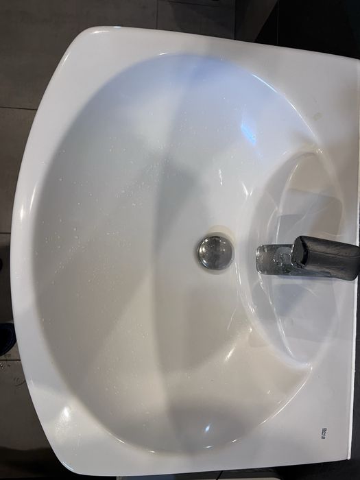 Umywalka Roca z pół postumentem + bateria