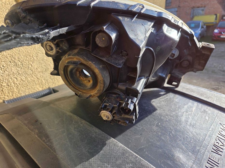 Lampa Nissan Micra k13 lift,lewa