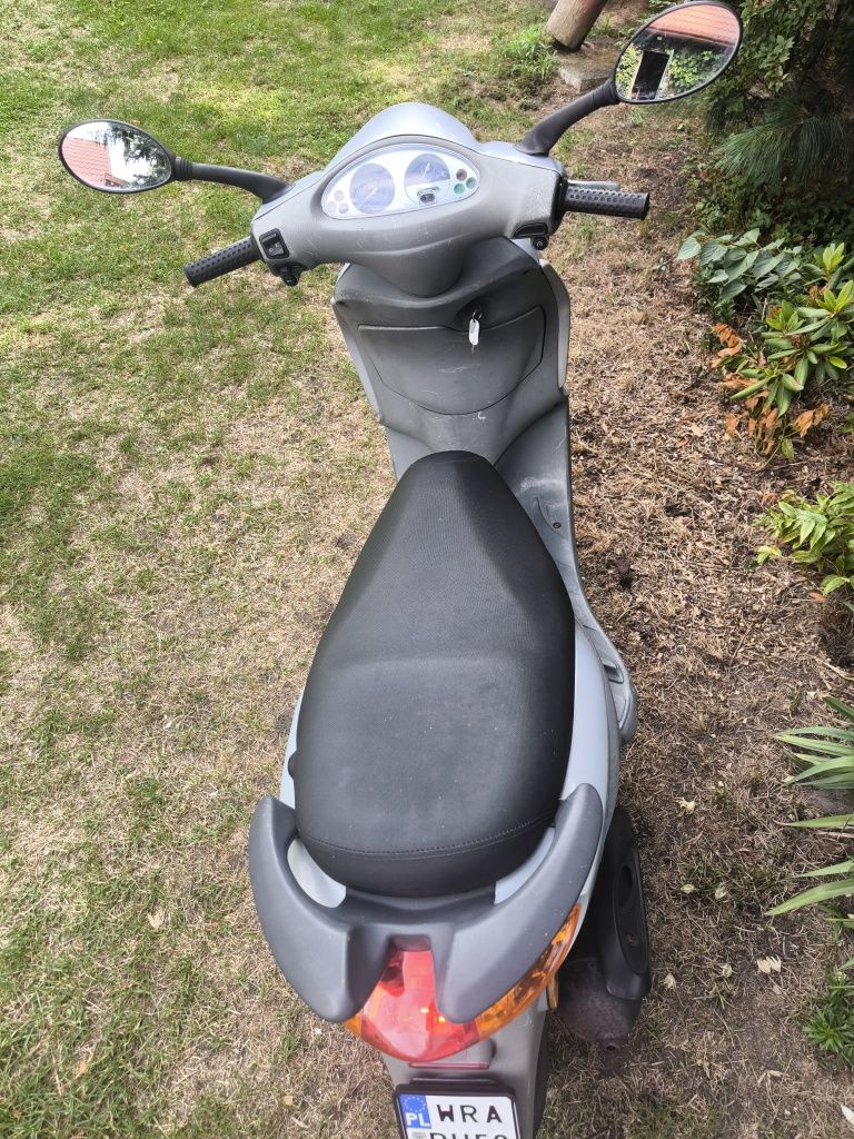 Skuter Piaggio fly 50 4T