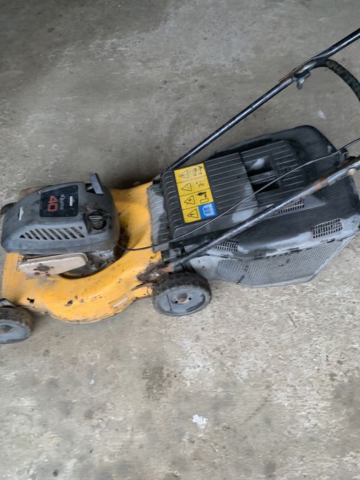 Relvadeira usada para cortar