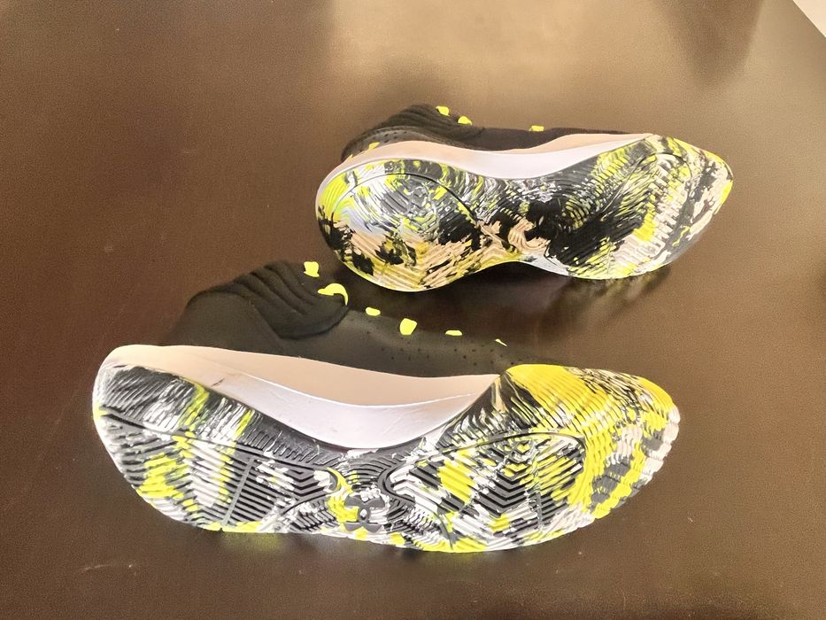 Sapatilhas de rapaz, n. 36,5, Under Armour