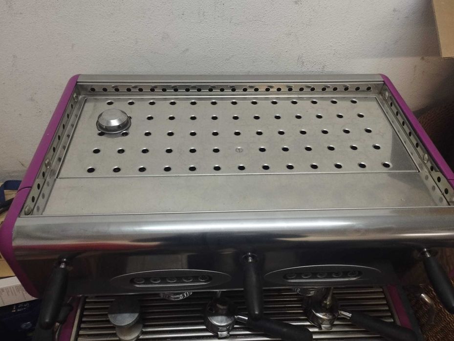 Máquina de Café Profissional La San Marco 85E – 2 Grupos