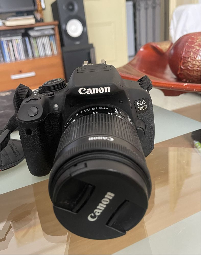 Canon 700D + kit