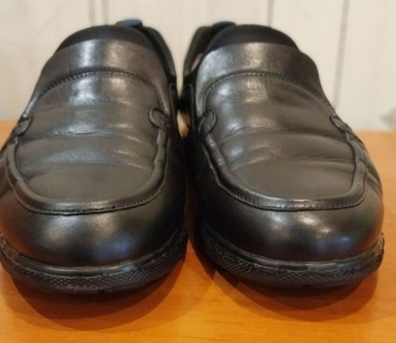 Продам мужские кожаные зимние туфли