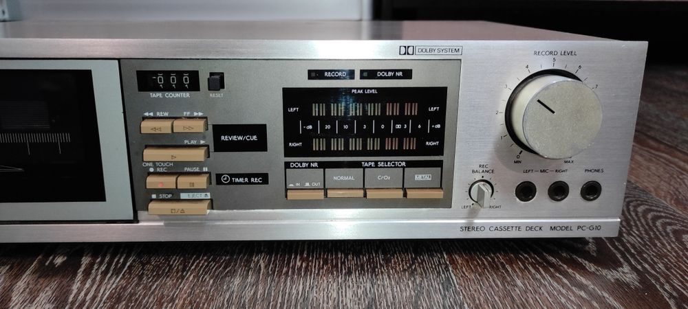 Кассетная дека Toshiba PC-G10