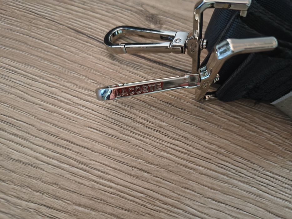 Продам сумку Lacoste