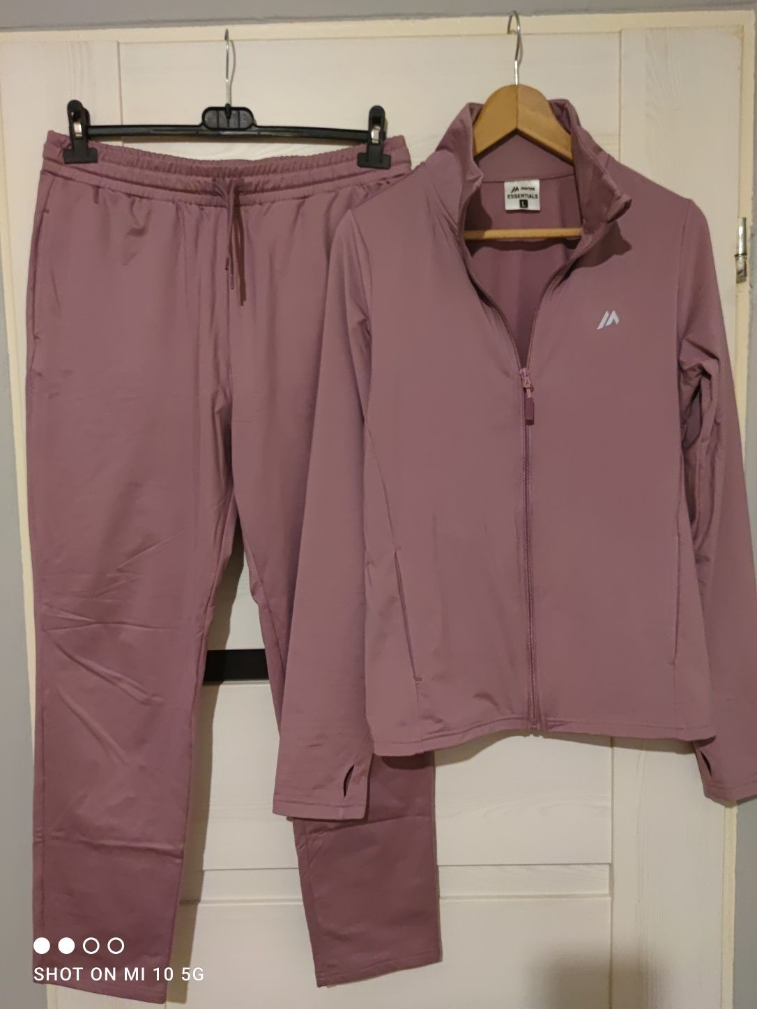 Dres damski rozmiar L Nowy