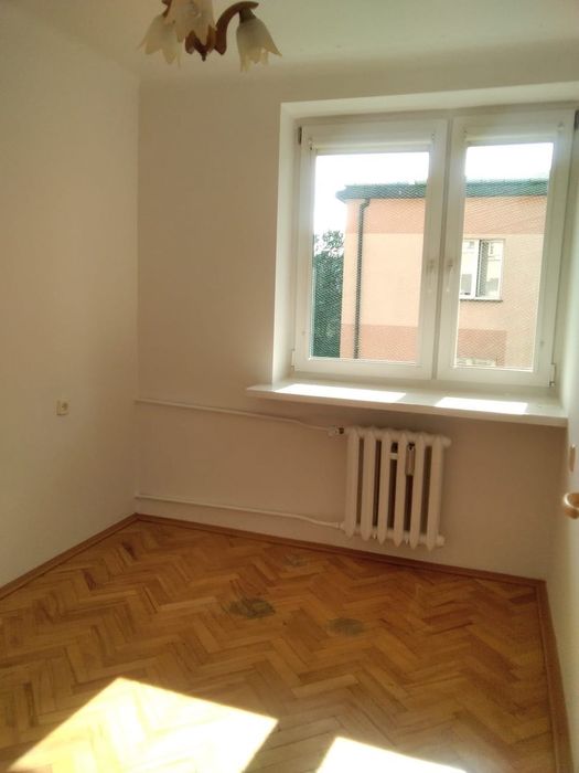 Sprzedam mieszkanie 37m2 w centrum Ostrowi Mazowieckiej - 2 pokoje