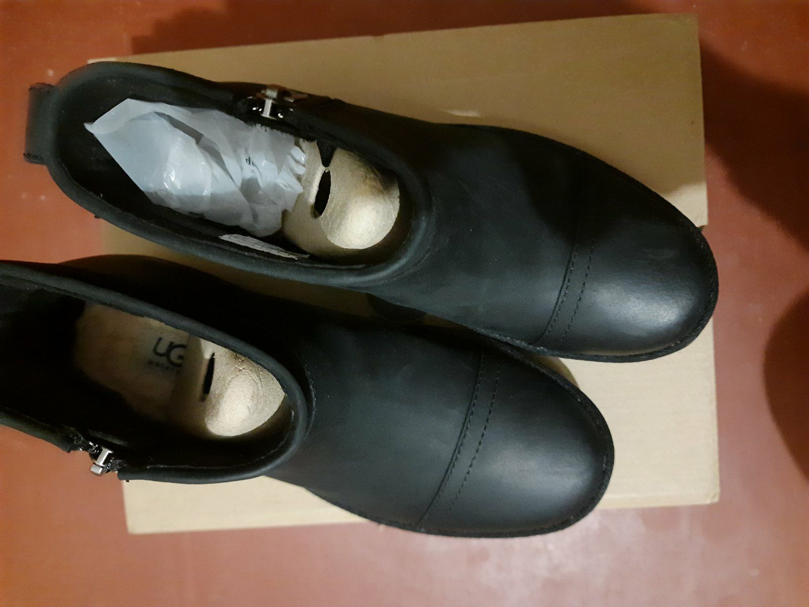 UGG оригинал, нубуковые ботиночки. 35 размер