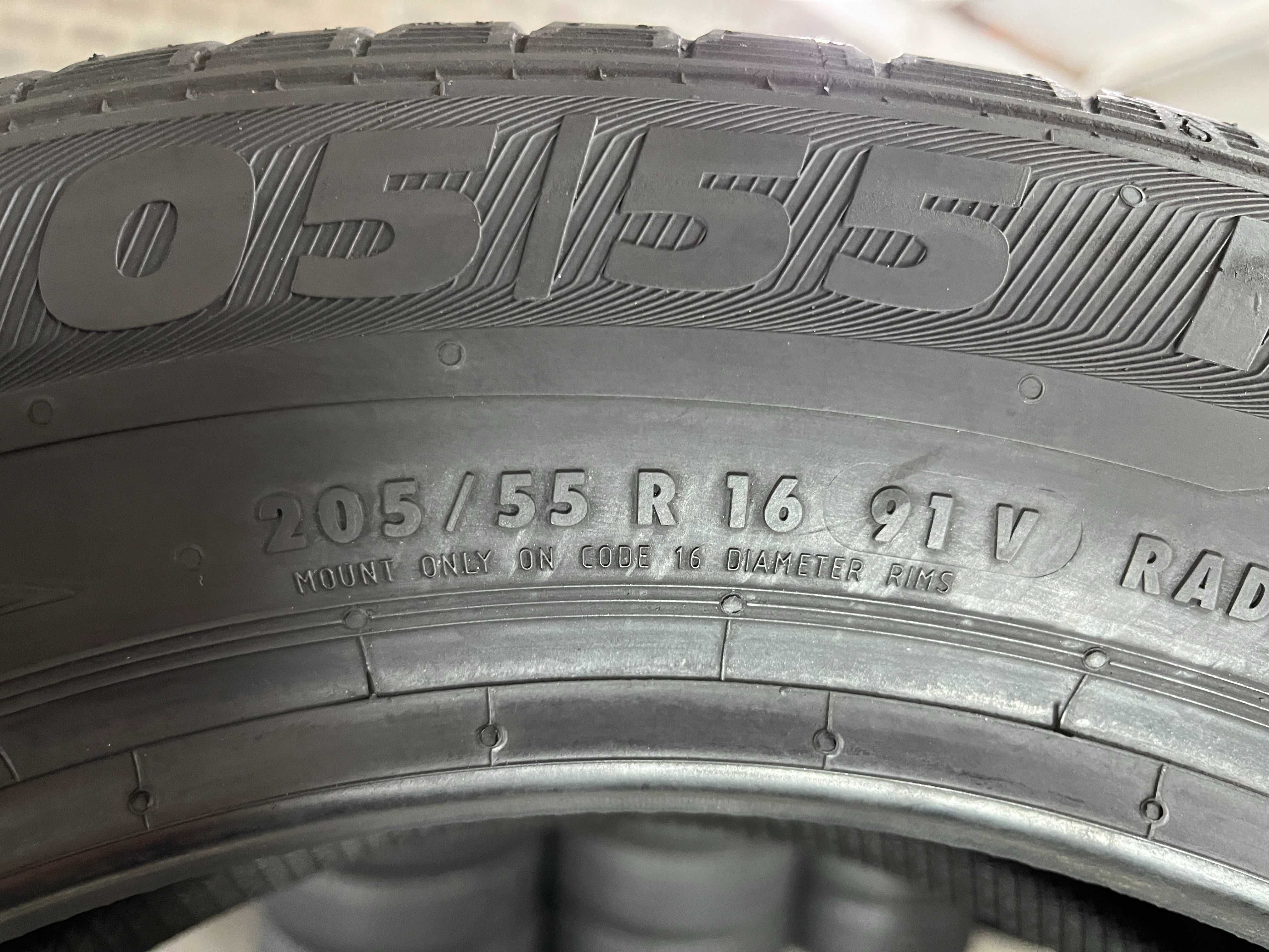 LS925 Літні шини 205/55r16 Semperit Sped-Life 2 комплект резина р16