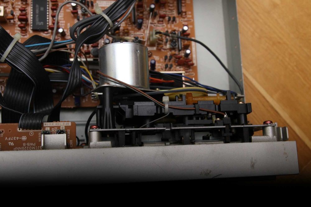 Technics RS-B11W — Двокасетна дека (На запчастини / Відновлення)