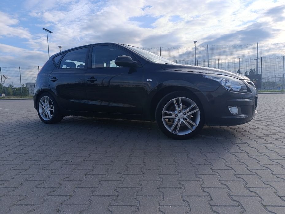 Hyundai i30 1.6 Benz.świeżo sprowadzony