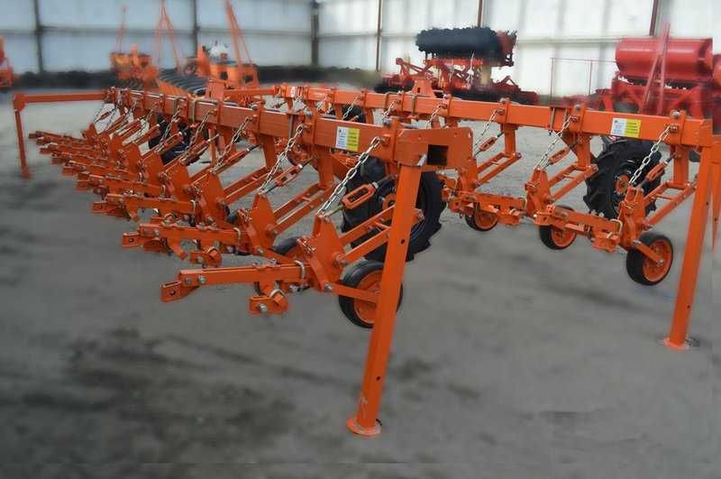 Культиватор  просапний міжрядний  прополочний КРН-5.6 КНРФ-5,6 Фаворит