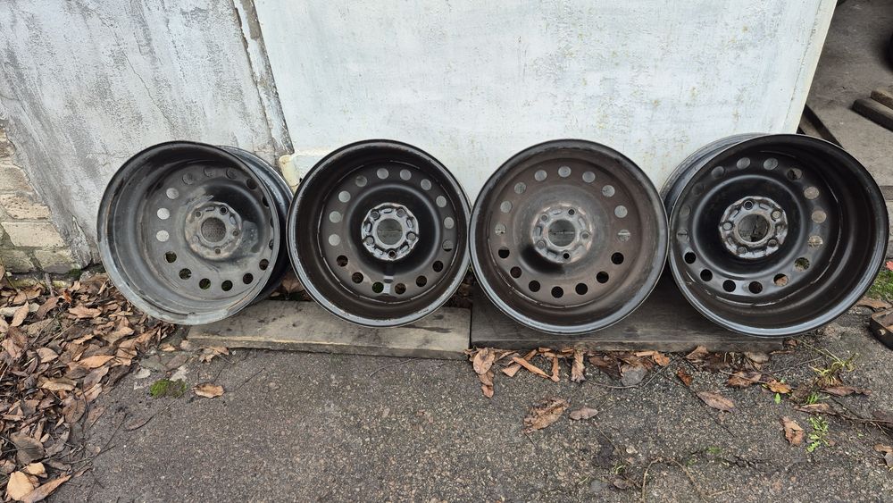 Диски стальные 5/114.3 r 16