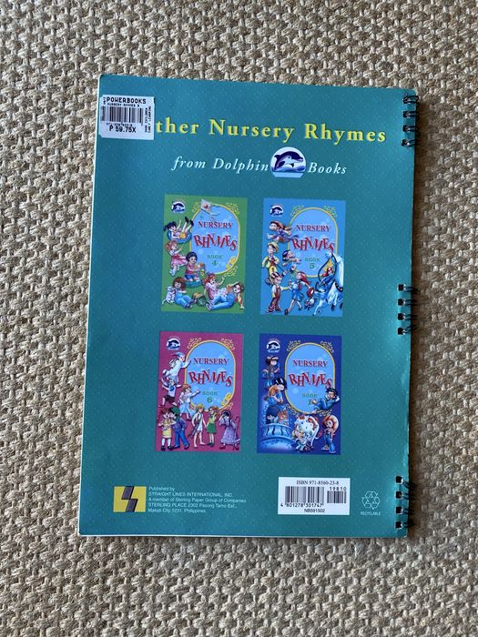 Vários livros infantis em inglês